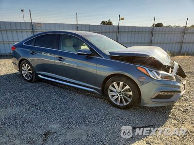 Czwarte zdjęcie samochodu z boku: 2017 HYUNDAI SONATA SPORT VIN:5NPE34AF2HH591888 - miniatura