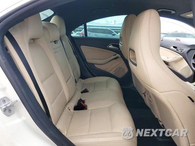 Zdjęcie 10 z 13 samochodu: 2017 MERCEDES-BENZ CLA 250 VIN:WDDSJ4EB7HN459618 - miniatura
