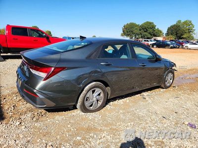 Trzecie zdjęcie samochodu z tyłu: 2024 HYUNDAI ELANTRA SE VIN:KMHLL4DG5RU699811 - miniatura
