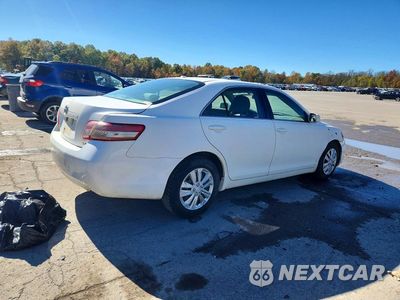 Trzecie zdjęcie samochodu z tyłu: 2011 TOYOTA CAMRY LE VIN:4T4BF3EK5BR192936 - miniatura