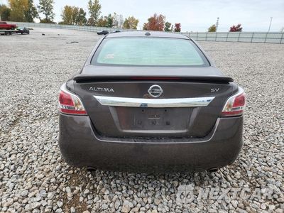 Zdjęcie 6 z 12 samochodu: 2015 NISSAN ALTIMA 2.5 SV VIN:1N4AL3AP7FC485811 - miniatura