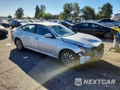 Czwarte zdjęcie samochodu z boku: 2023 NISSAN ALTIMA SV VIN:1N4BL4DV1PN391160 - miniatura