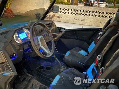 Piąte zdjęcie samochodu w środku: 2019 POLARIS RZR XP 4 1000 UTILITY VEHICLE VIN:3NSVFE927KF777753 - miniatura