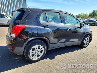 Trzecie zdjęcie samochodu z tyłu: 2018 CHEVROLET TRAX LS VIN:3GNCJKSB0JL235627 - miniatura