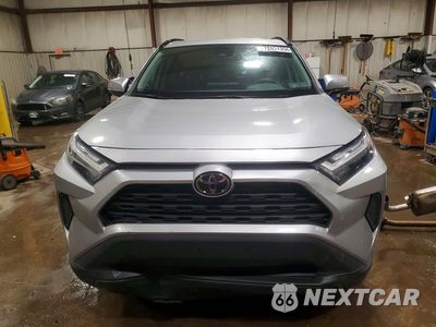 Piąte zdjęcie samochodu w środku: 2023 TOYOTA RAV4 XLE VIN:2T3P1RFV4PW404072 - miniatura