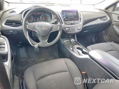 Zdjęcie 8 z 12 samochodu: 2019 CHEVROLET MALIBU LT VIN:1G1ZD5ST6KF157346 - miniatura