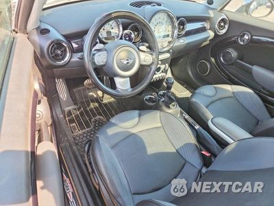 Zdjęcie 8 z 12 samochodu: 2009 MINI COOPER S VIN:WMWMF73539TW85622 - miniatura