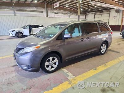 2011 TOYOTA SIENNA LE 5TDKK3DC4BS049257 - główne zdjęcie licytacji z USA - miniatura