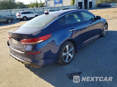 Trzecie zdjęcie samochodu z tyłu: 2020 KIA OPTIMA S VIN:5XXGT4L36LG408623 - miniatura
