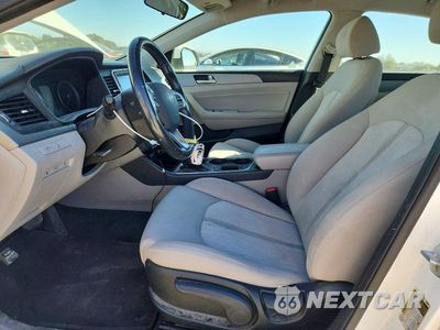 Zdjęcie 7 z 12 samochodu: 2019 HYUNDAI SONATA HYBRID SE VIN:KMHE24L35KA088713 - miniatura
