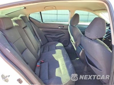 Zdjęcie 10 z 13 samochodu: 2019 NISSAN ALTIMA S VIN:1N4BL4BV4KC156498 - miniatura