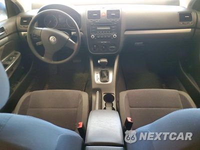 Zdjęcie 8 z 12 samochodu: 2006 VOLKSWAGEN JETTA VALUE VIN:3VWPG71K76M732227 - miniatura