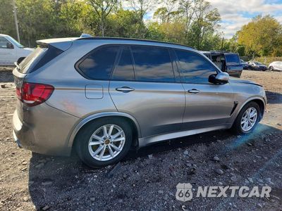 Trzecie zdjęcie samochodu z tyłu: 2015 BMW X5 M VIN:5YMKT6C56F0C89107 - miniatura