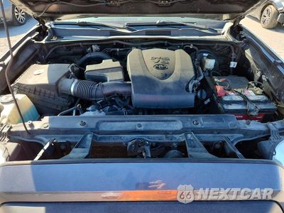 Zdjęcie 11 z 12 samochodu: 2017 TOYOTA TACOMA TRD SPORT VIN:3TMCZ5AN1HM074157 - miniatura