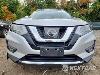 Piąte zdjęcie samochodu w środku: 2017 NISSAN ROGUE SL VIN:5N1AT2MV2HC863014 - miniatura