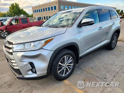 2019 TOYOTA HIGHLANDER XLE 5TDJZRFH0KS948975 - główne zdjęcie licytacji z USA - miniatura