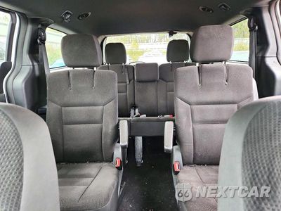 Zdjęcie 10 z 13 samochodu: 2017 DODGE GRAND CARAVAN SE VIN:2C4RDGBG0HR850260 - miniatura