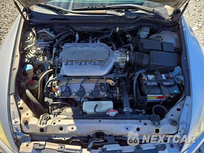 Zdjęcie 11 z 12 samochodu: 2004 HONDA ACCORD LX VIN:1HGCM82204A016361 - miniatura