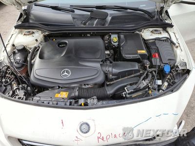 Zdjęcie 11 z 13 samochodu: 2015 MERCEDES-BENZ CLA 250 VIN:WDDSJ4EB8FN180076 - miniatura