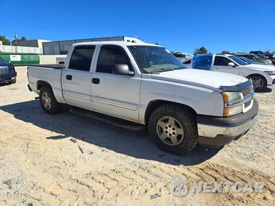 Czwarte zdjęcie samochodu z boku: 2005 CHEVROLET SILVERADO C1500 VIN:2GCEC13T351107922 - miniatura