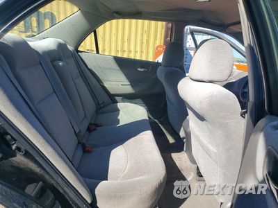 Zdjęcie 10 z 12 samochodu: 2001 HONDA ACCORD LX VIN:1HGCG66551A063199 - miniatura