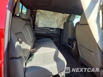 Zdjęcie 10 z 12 samochodu: 2026 GMC SIERRA K2500 SLT VIN:1GT4UNEYXTF232527 - miniatura