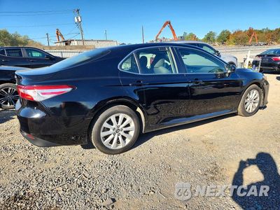 Trzecie zdjęcie samochodu z tyłu: 2018 TOYOTA CAMRY LE VIN:JTNB11HK1J3020528 - miniatura