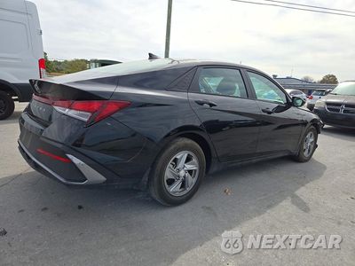 Trzecie zdjęcie samochodu z tyłu: 2024 HYUNDAI ELANTRA SE VIN:KMHLL4DGXRU700130 - miniatura