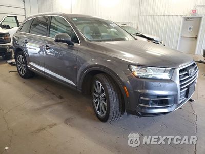 Czwarte zdjęcie samochodu z boku: 2019 AUDI Q7 PREMIUM PLUS VIN:WA1LAAF73KD019832 - miniatura