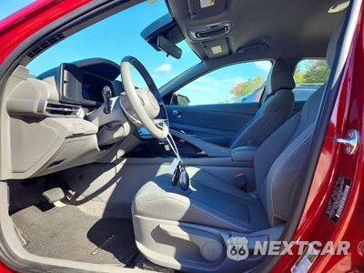 Zdjęcie 7 z 12 samochodu: 2025 HYUNDAI ELANTRA HYBRID BLUE VIN:KMHLM4DJ5SU168557 - miniatura