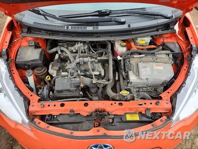 Zdjęcie 11 z 12 samochodu: 2013 TOYOTA PRIUS C TWO VIN:JTDKDTB37D1032708 - miniatura