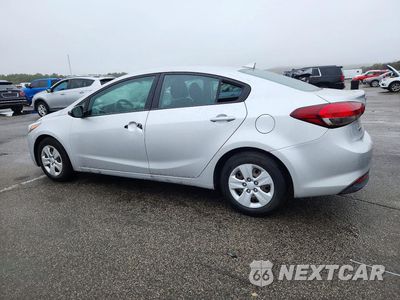 Drugie zdjęcie samochodu z przodu: 2017 KIA FORTE LX VIN:3KPFK4A77HE083369 - miniatura