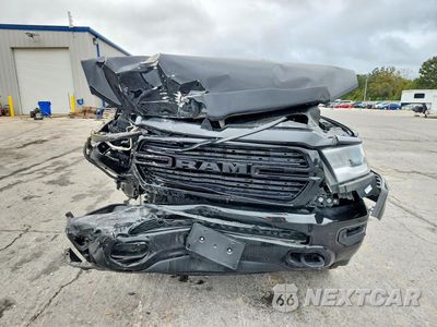 Piąte zdjęcie samochodu w środku: 2019 RAM 1500 BIG HORN/LONE STAR VIN:1C6SRFBTXKN571436 - miniatura