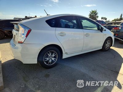 Trzecie zdjęcie samochodu z tyłu: 2011 TOYOTA PRIUS THREE VIN:JTDKN3DU5B0327506 - miniatura