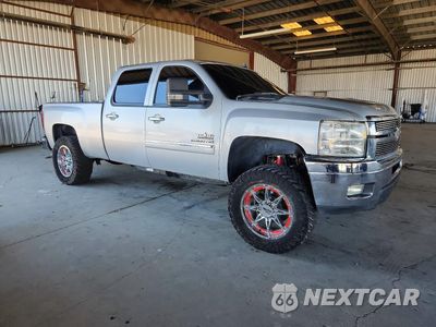 Czwarte zdjęcie samochodu z boku: 2014 CHEVROLET SILVERADO 2500 VIN:1GC1KXC88EF173231 - miniatura