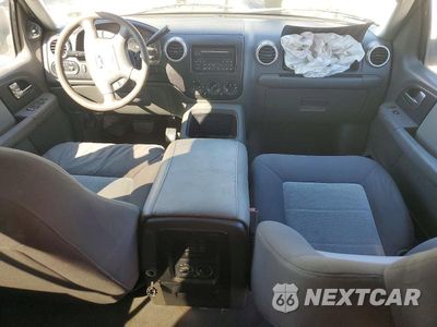 Zdjęcie 8 z 13 samochodu: 2003 FORD EXPEDITION XLT VIN:1FMRU15W53LB61571 - miniatura