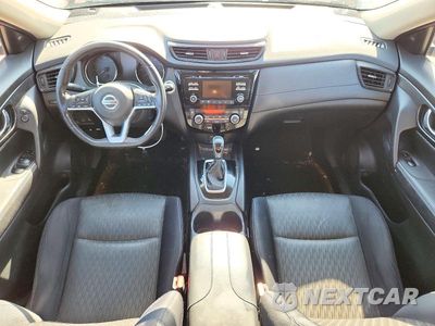 Zdjęcie 8 z 14 samochodu: 2017 NISSAN ROGUE SV VIN:JN8AT2MVXHW267723 - miniatura