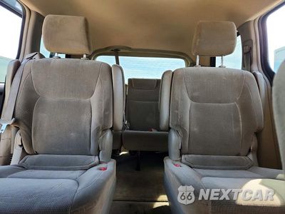 Zdjęcie 10 z 13 samochodu: 2004 TOYOTA SIENNA LE VIN:5TDBA23C94S005577 - miniatura