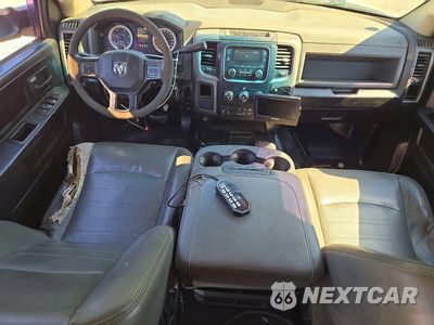 Zdjęcie 8 z 12 samochodu: 2017 RAM 5500 VIN:3C7WRNFL1HG658497 - miniatura