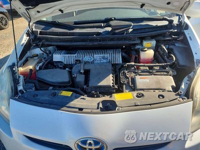 Zdjęcie 11 z 12 samochodu: 2011 TOYOTA PRIUS TWO VIN:JTDKN3DU8B1469505 - miniatura