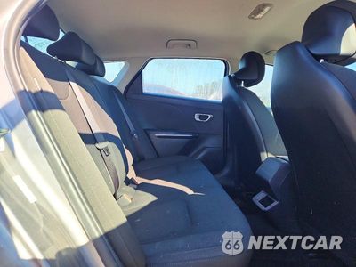 Zdjęcie 10 z 12 samochodu: 2026 KIA K4 LXS VIN:3KPFT4DE3TE349910 - miniatura
