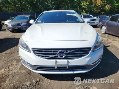 Piąte zdjęcie samochodu w środku: 2015 VOLVO V60 PREMIER VIN:YV140MEB2F1200474 - miniatura