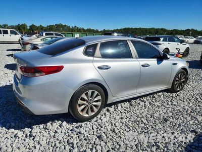 Trzecie zdjęcie samochodu z tyłu: 2017 KIA OPTIMA LX VIN:5XXGT4L32HG124185 - miniatura