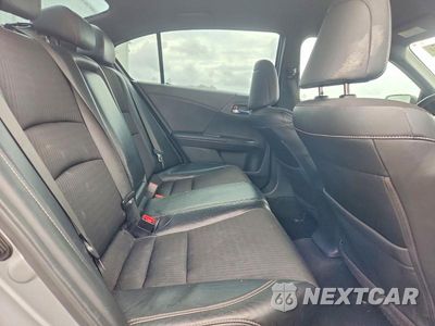 Zdjęcie 10 z 12 samochodu: 2017 HONDA ACCORD SPORT VIN:1HGCR2F5XHA141540 - miniatura