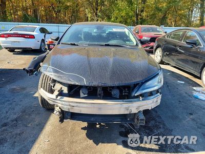 Piąte zdjęcie samochodu w środku: 2017 CHRYSLER 200 LX VIN:1C3CCCFB7HN503400 - miniatura