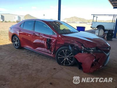 Czwarte zdjęcie samochodu z boku: 2020 TOYOTA CAMRY SE VIN:4T1G11AK1LU376815 - miniatura