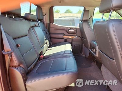 Zdjęcie 10 z 12 samochodu: 2021 CHEVROLET SILVERADO K1500 RST VIN:1GCUYEET1MZ374998 - miniatura
