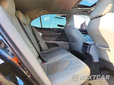 Zdjęcie 10 z 13 samochodu: 2018 TOYOTA CAMRY HYBRID SE VIN:4T1B21HK9JU504194 - miniatura