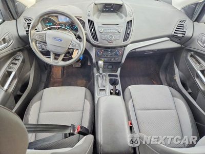 Zdjęcie 8 z 12 samochodu: 2017 FORD ESCAPE SE VIN:1FMCU9GD5HUD45149 - miniatura