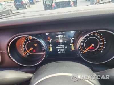 Zdjęcie 9 z 12 samochodu: 2020 JEEP GLADIATOR OVERLAND VIN:1C6HJTFG8LL130172 - miniatura